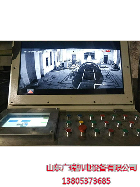 國內(nèi)首臺可視彎道銷齒推車機