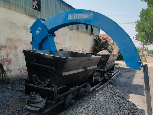 拱形卸車機